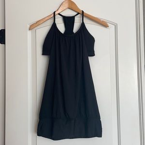 Lululemon yoga/workout top.
